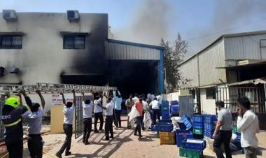 पेंट शॉपला भीषण आग जवळपास १ कोटीचे नुकसान