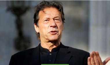 पाकिस्तानात इम्रान खान सरकार पडले मध्यरात्री संसदेत अविश्वास ठराव मंजूर