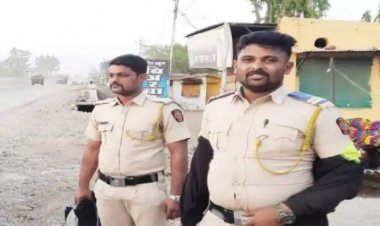 पोलीस बनून करत होते खंडणी वसूल