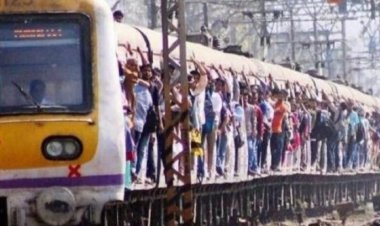 असंख्य शिवसैनिक व युवासेना पदाधिकारी  अयोध्येकडे रवाना