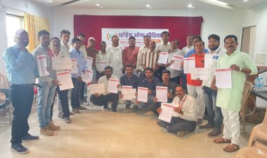 व्हॉइस ऑफ मीडियाकडून  पत्रकारांना   दहा लाखाचा विमा