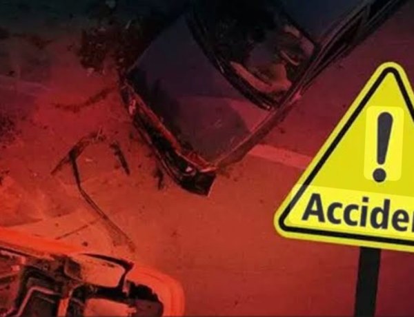 पैठणहून परतीचा प्रवास ठरला काळ बिडकीनजवळ भीषण अपघातात विद्यार्थ्याचा मृत्यू  मित्र गंभीर